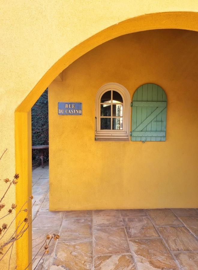 Le Chalet ชาร์บอนนิแยร์-เลส์-แบ็งส์ ภายนอก รูปภาพ